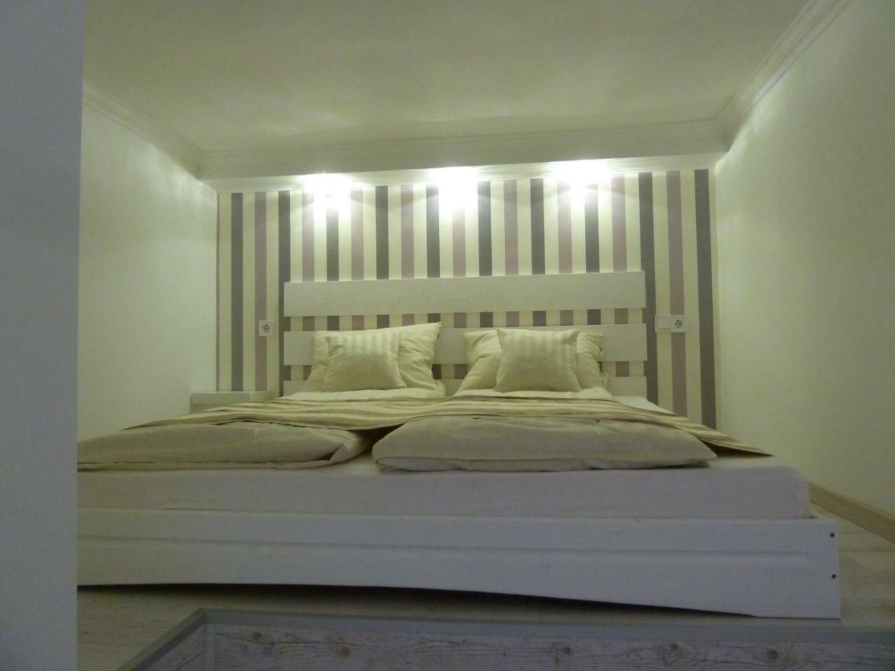 Kossuth Apartmanok Ντέμπρετσεν Εξωτερικό φωτογραφία