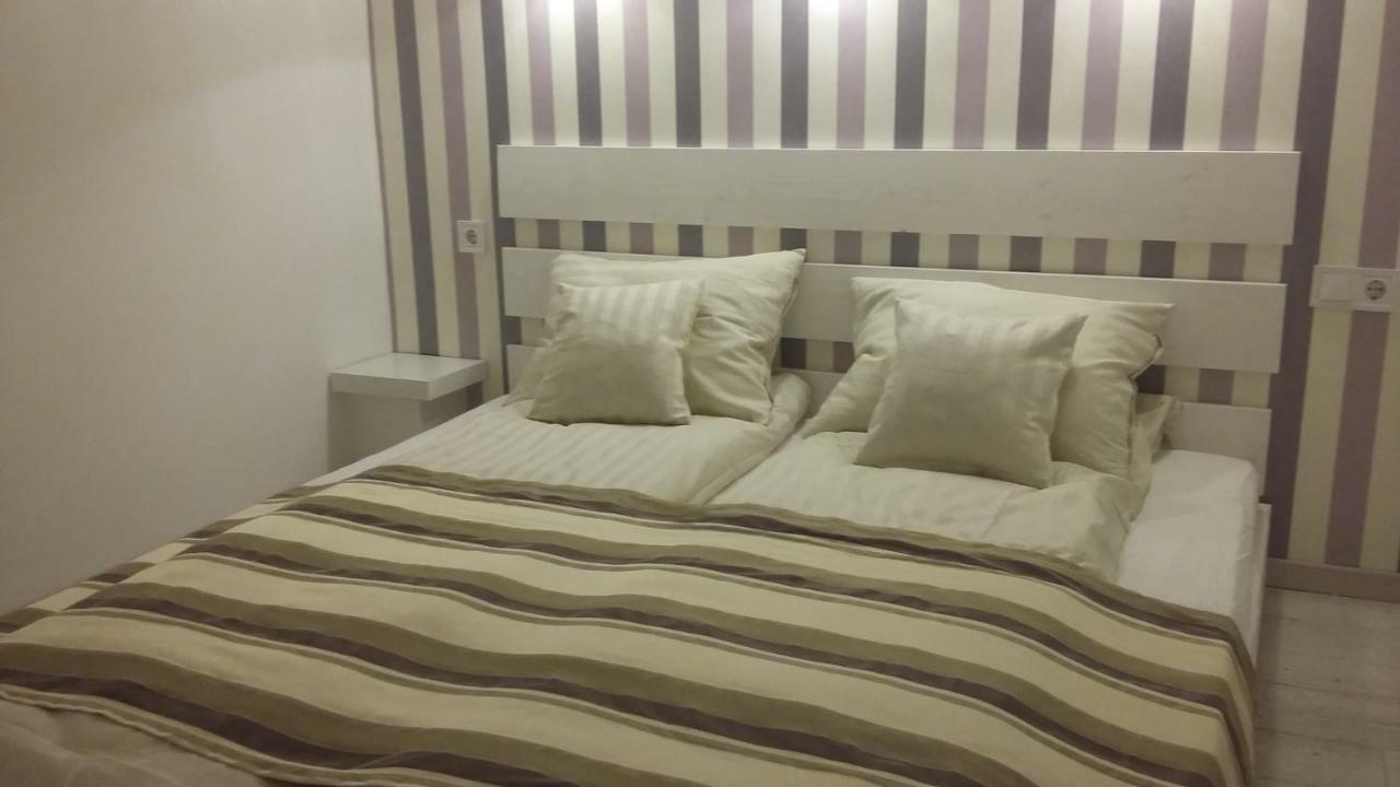 Kossuth Apartmanok Ντέμπρετσεν Εξωτερικό φωτογραφία